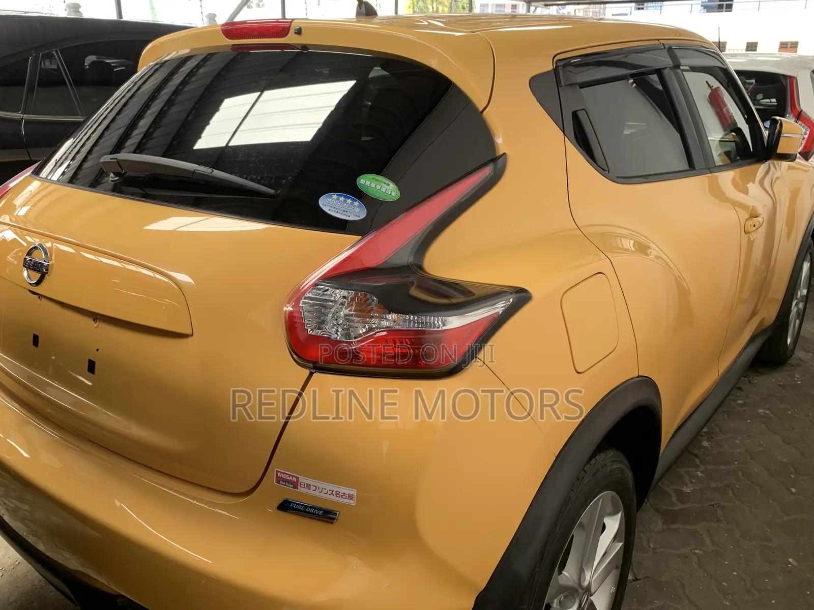 Nissan Juke 2016 Yellow