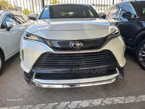 Toyota Harrier 2.0 2020 White