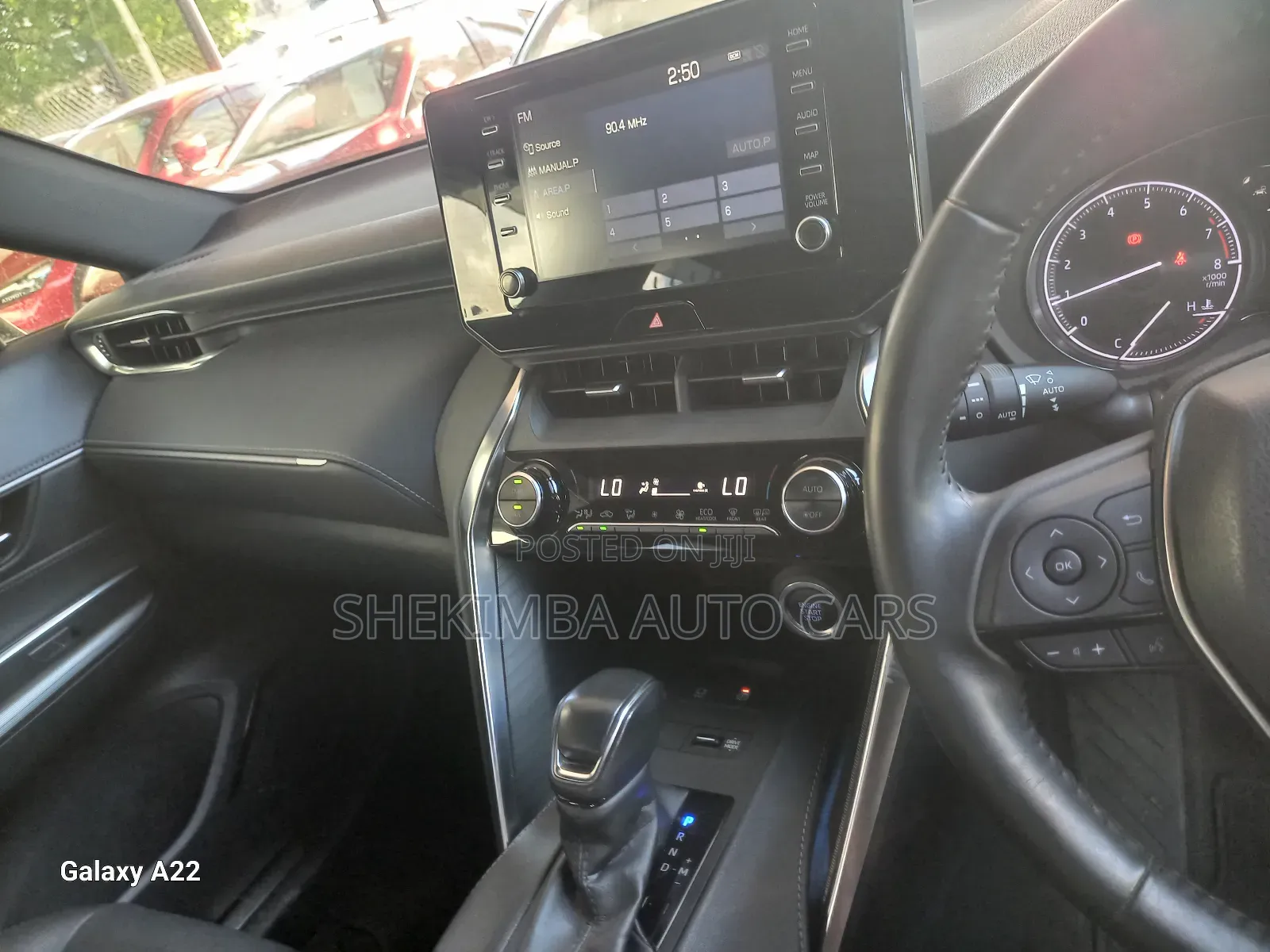 Toyota Harrier 2.0 2020 White