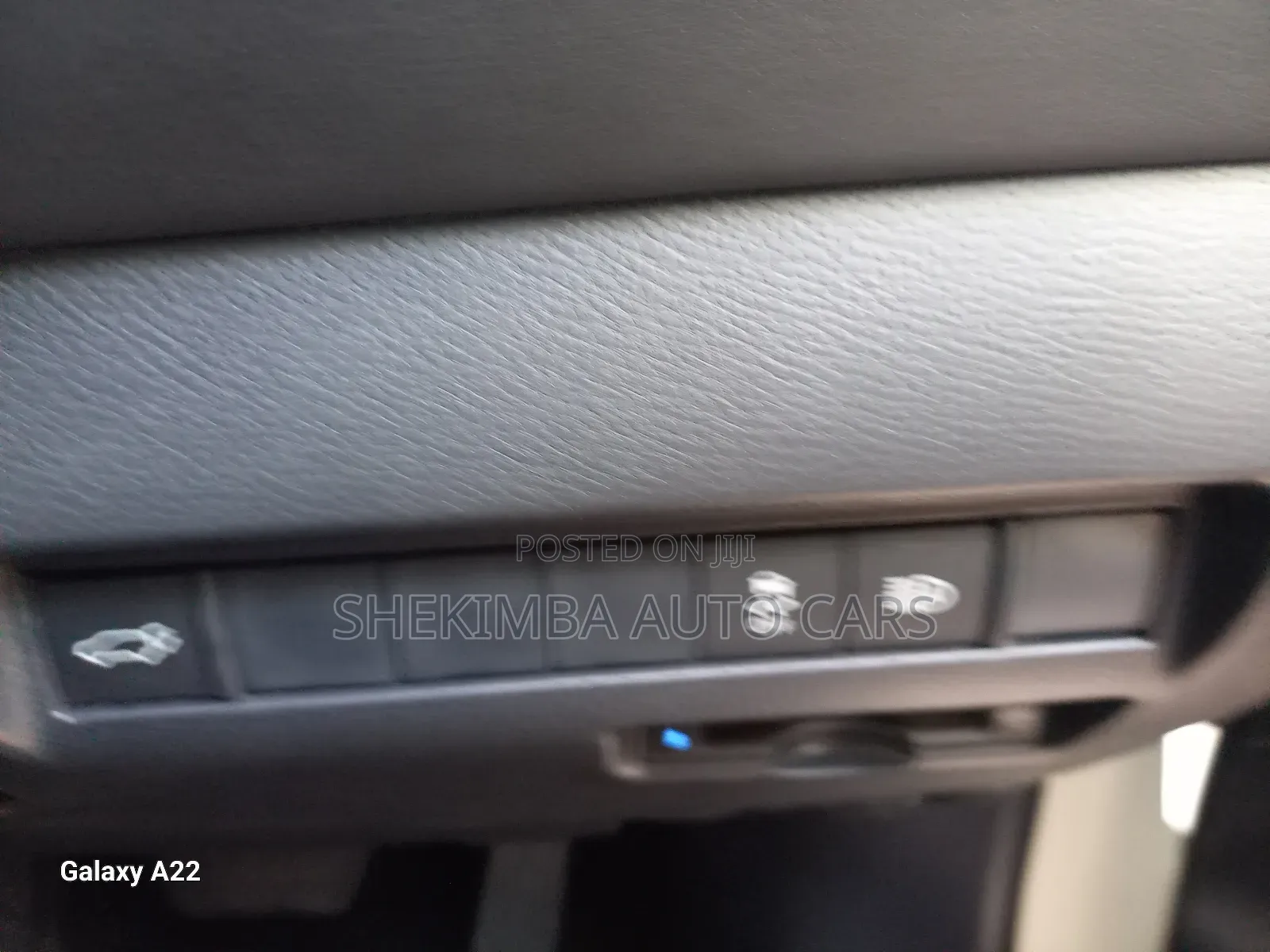 Toyota Harrier 2.0 2020 White