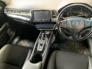 Honda Vezel 1.5 Hybrid 2WD 2018 Gray