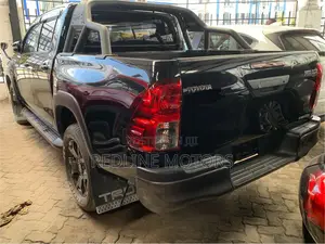 Toyota Hilux Revo Double Cab Deisel 2.4 RWD 2019 Black