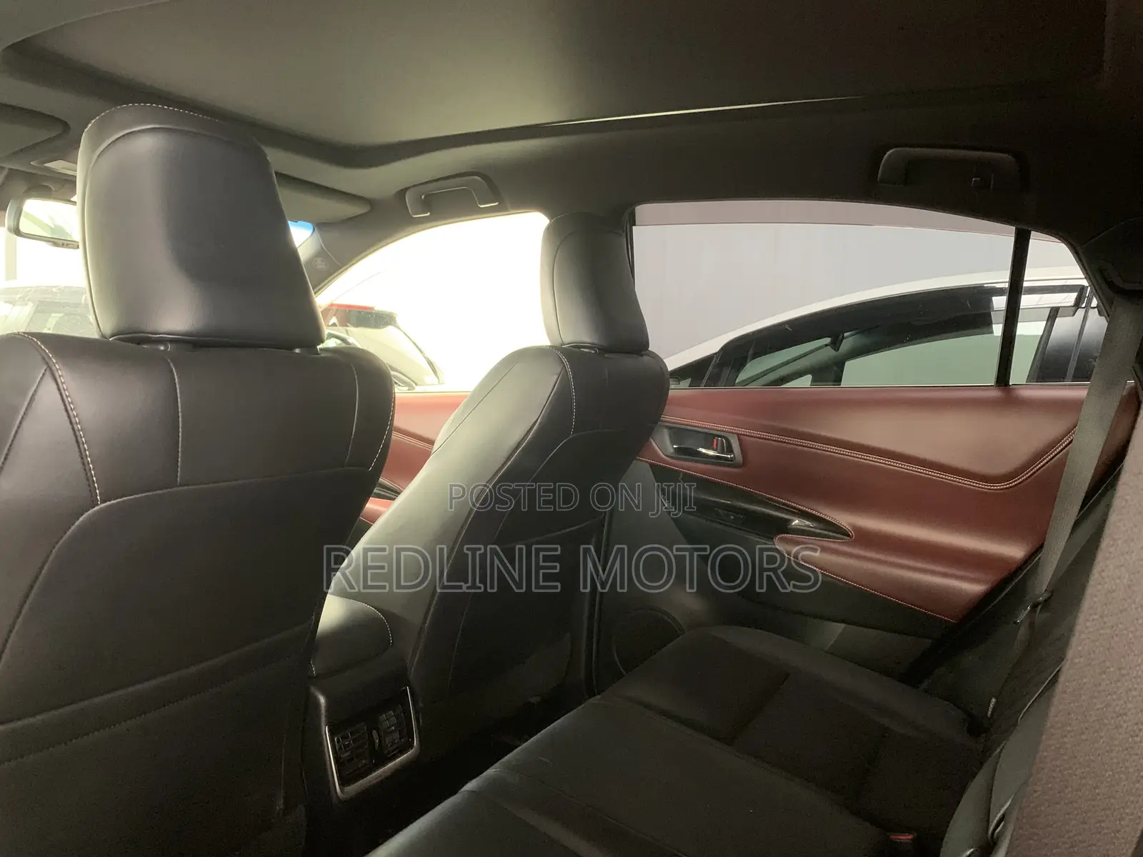 Toyota Harrier 2.0 4WD 2018 Purple