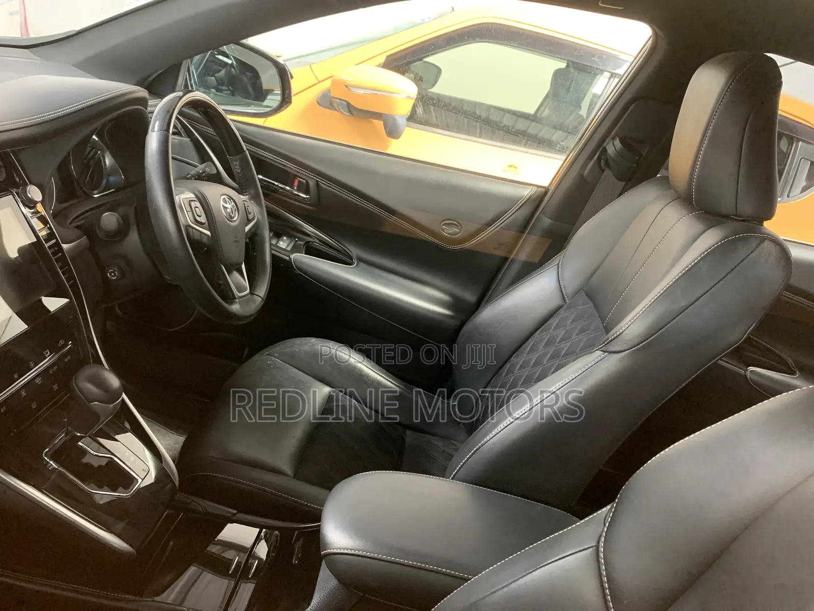 Toyota Harrier 2.0 4WD 2018 Purple