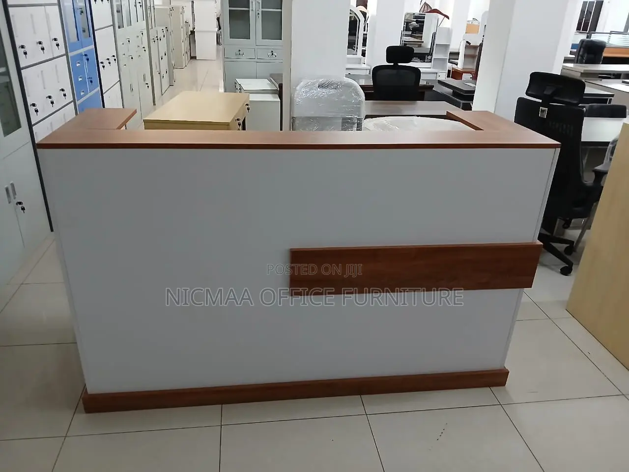 1800mm First Sight Impression Reception Desk