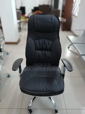 Executive Leather Recliner Seat