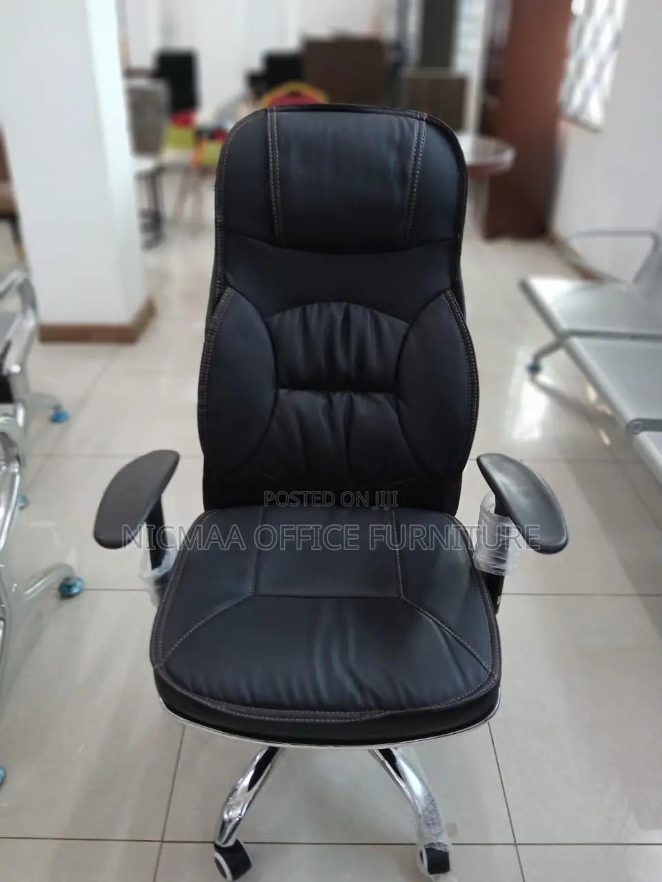 Executive Leather Recliner Seat