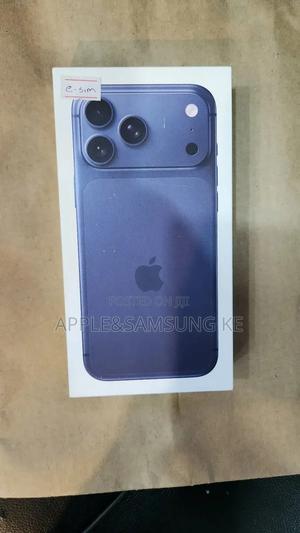 New Apple iPhone 17 Pro Max 256 GB Blue - main view