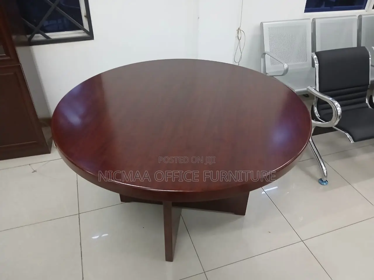Round Executive Meeting/Conference Round Table