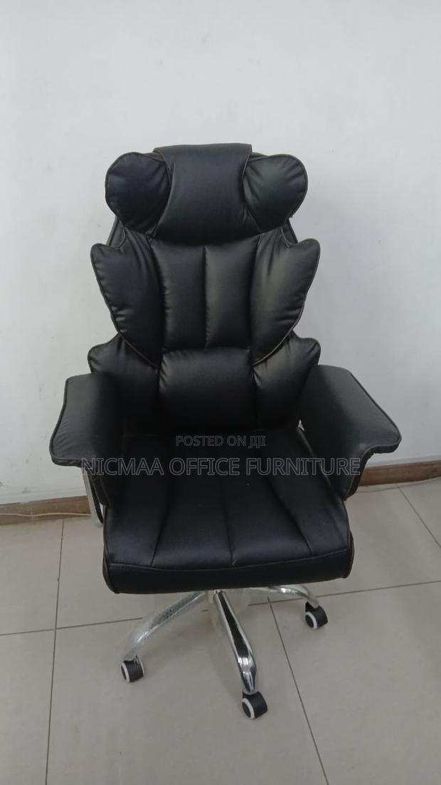 Executive Butterfly High Back Swivel Seat