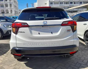 Honda Vezel 1.5 Hybrid 2WD 2019 White