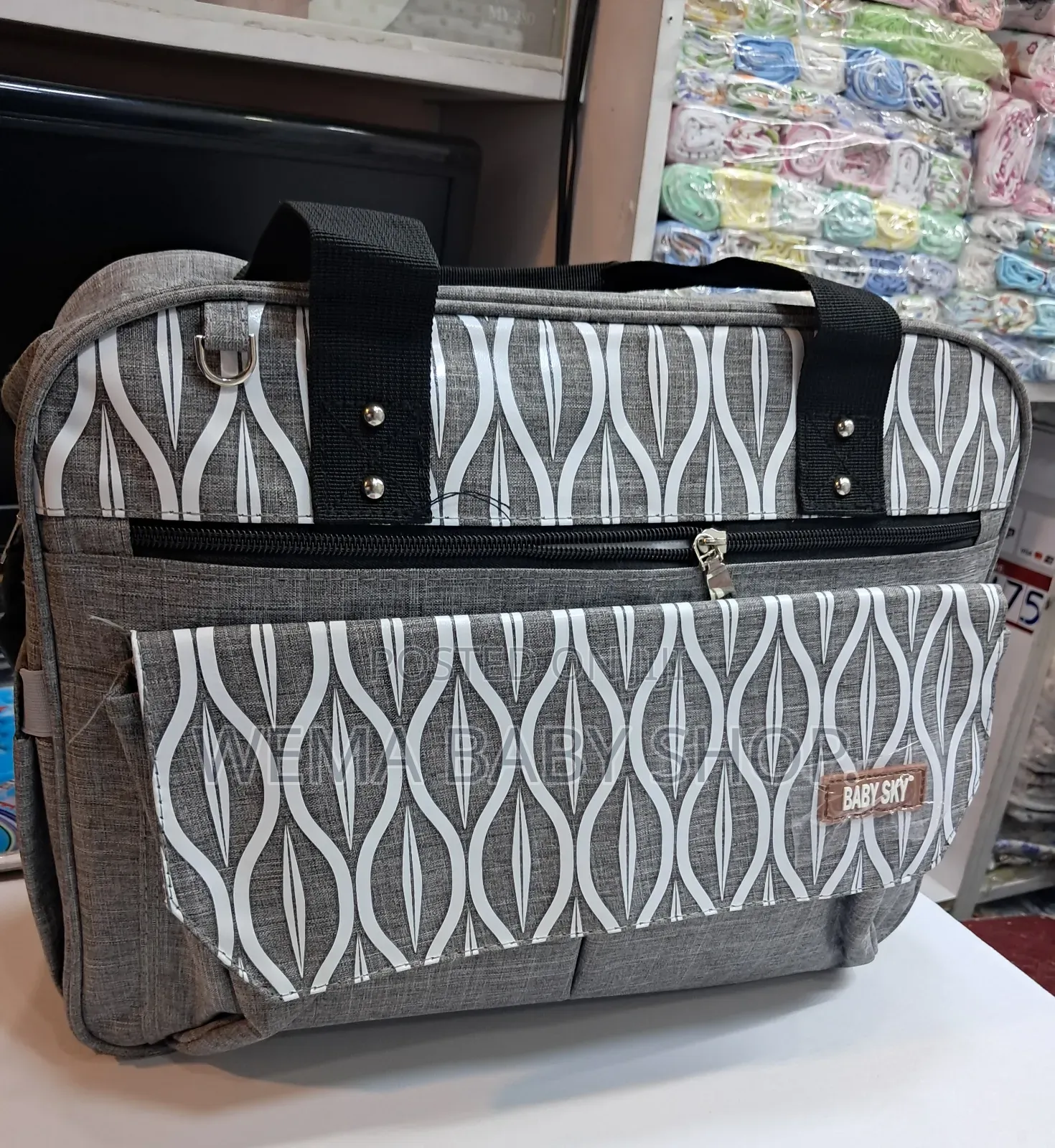 Spacious 4 in 1 Baby Diaper/Clinic Bag