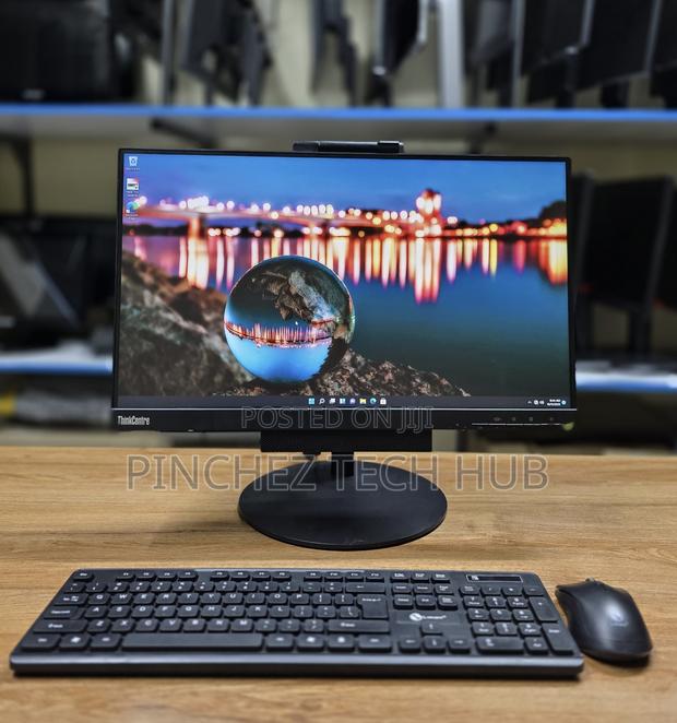 Desktop Computer Lenovo ThinkCentre M710 16GB Intel Core I5 SSD 256GB - main view