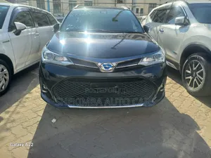 Toyota Corolla Fielder 1.5 Hybrid FWD 2019 Blue