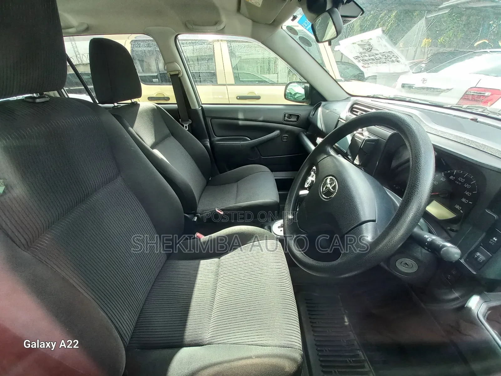 Toyota Probox 1.5 F 2WD 2019 Silver
