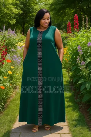 Elegant Sleeveless Maxi Dress