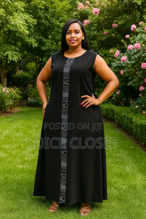 Elegant Sleeveless Maxi Dress