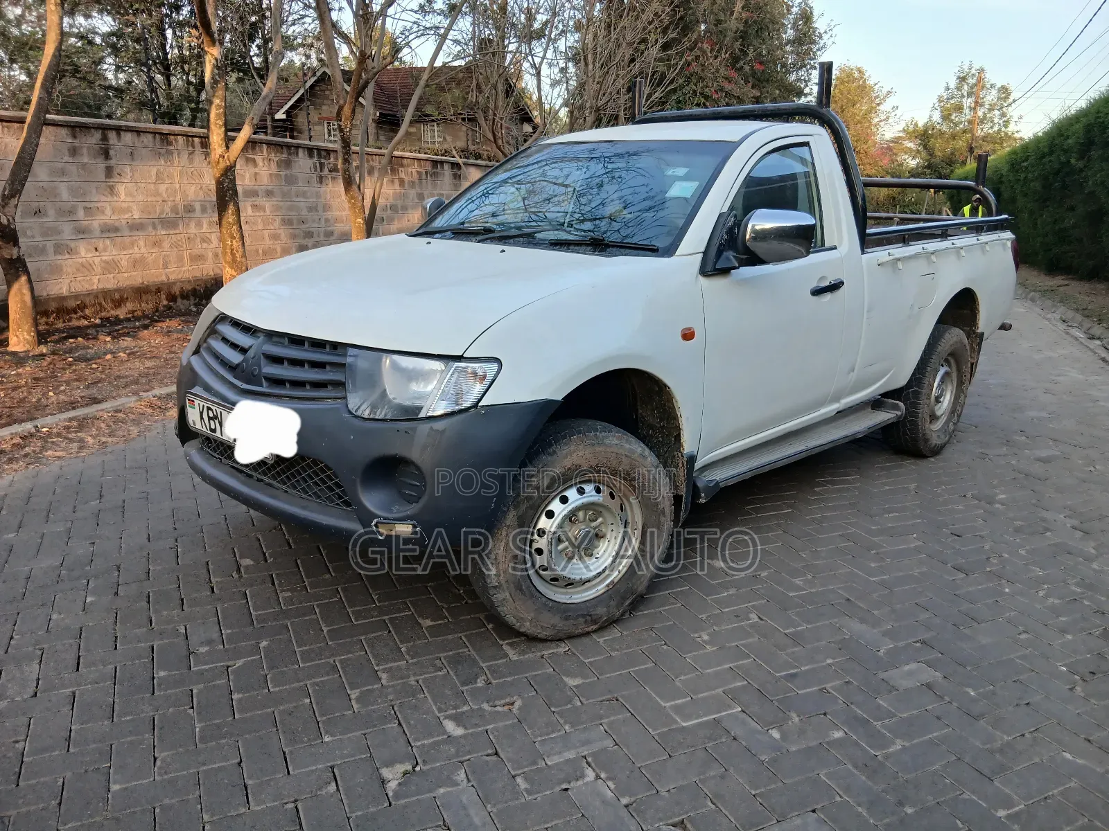Mitsubishi L200 Single Cab 2.5 TD 4WD 2014 White