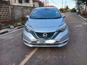 Nissan Note 2017 Silver