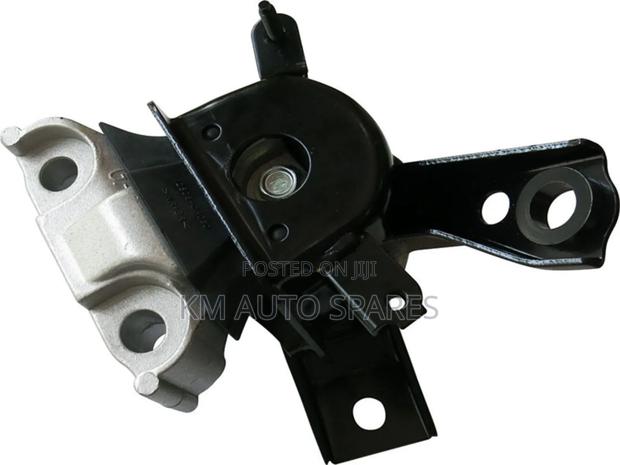 Toyota Rav4/Vanguard Engine Mount.