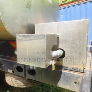 Industrial Stainless Water Tanker / Transporter Fabrication