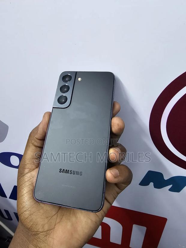 Samsung Galaxy S22 5G 256 GB Black - main view