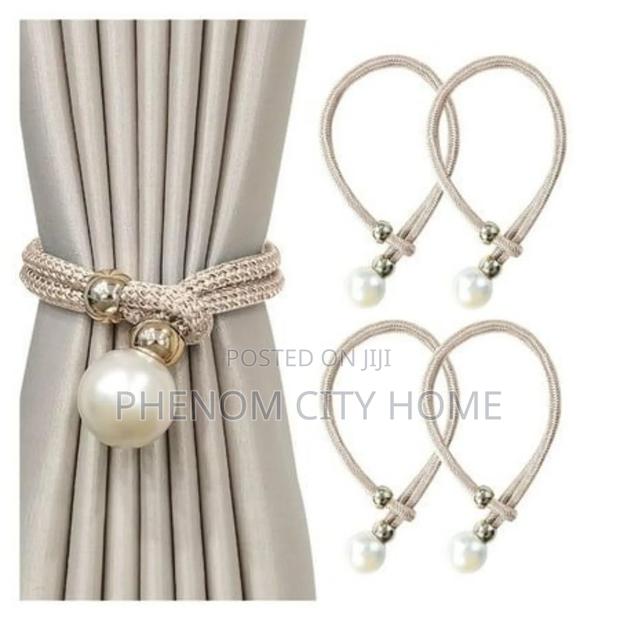 Upgraded Modern Pearl Curtain Holders - main view