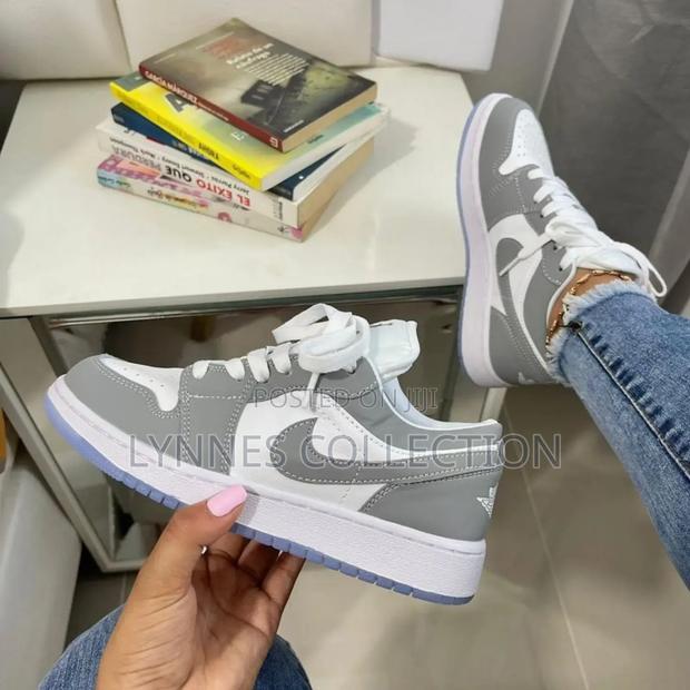Air Jordan 1 Wolf Grey ,Wolf Grey Sizes 37-42 - thumbnail 4