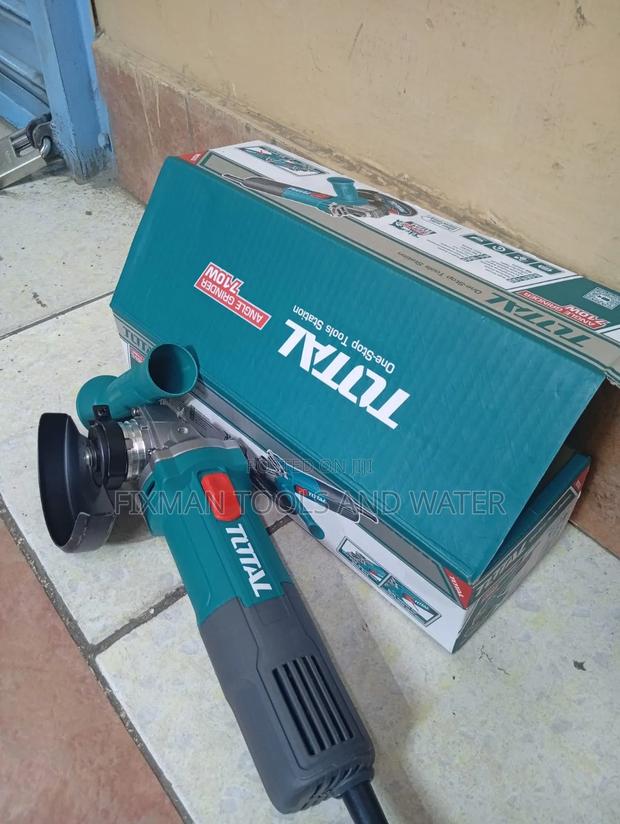 Total Angle Grinder 710 Watts  Free 4.5 Inches Disc - thumbnail 3