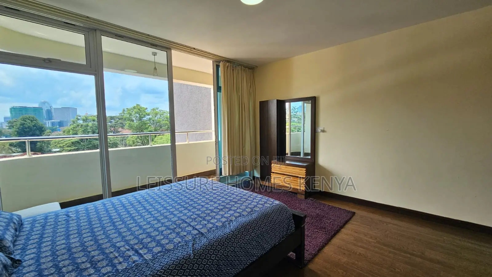 3bdrm Apartment in Riverside Drive for sale
