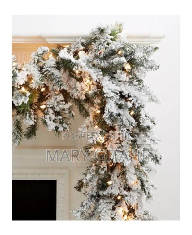 2.5m + Light 10meters *2.5m Christmas Snow Flocked Garland*