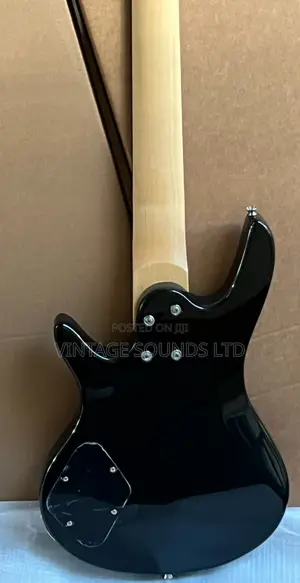 Ibanez Gio Grg121dx Series Passive 24f Bass Guitar ( Color Sunburst)