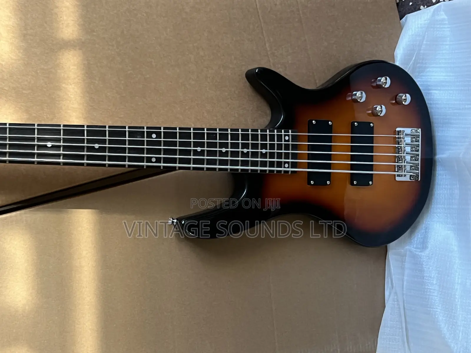 Ibanez Gio Grg121dx Series Passive 24f Bass Guitar ( Color Sunburst)