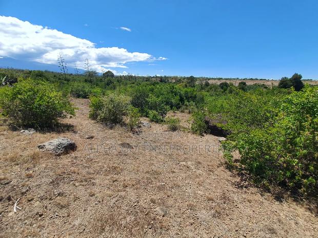 2 Acres in Giachuma [ Narumoru ] - thumbnail 4