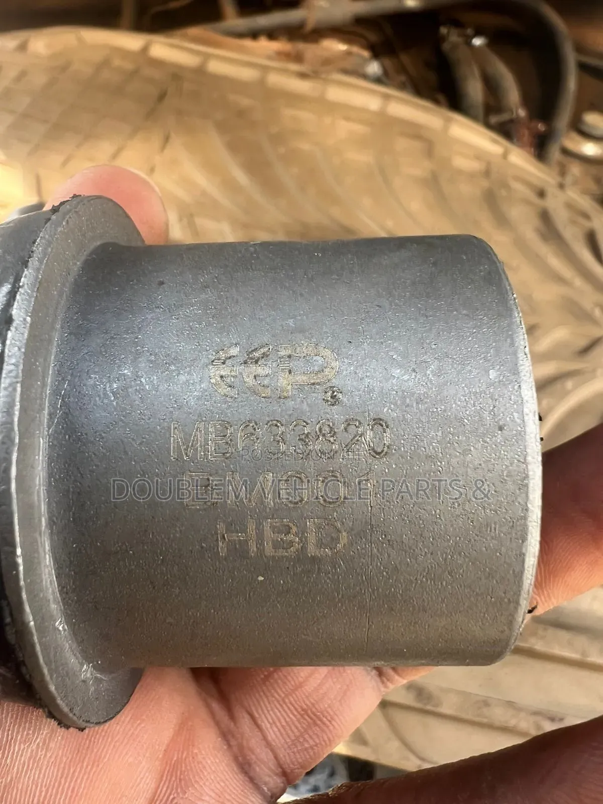 Upper Arm Bushes Front Mb633820 Mitsubishi Pajero Mk2
