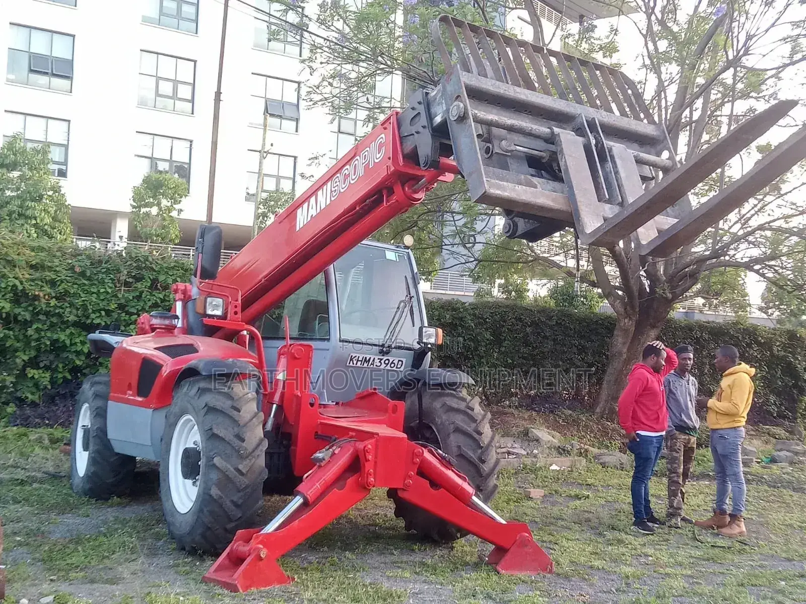 Telehandler/Cherry Picker/Scissor Lifts/Manift/Forklift Services