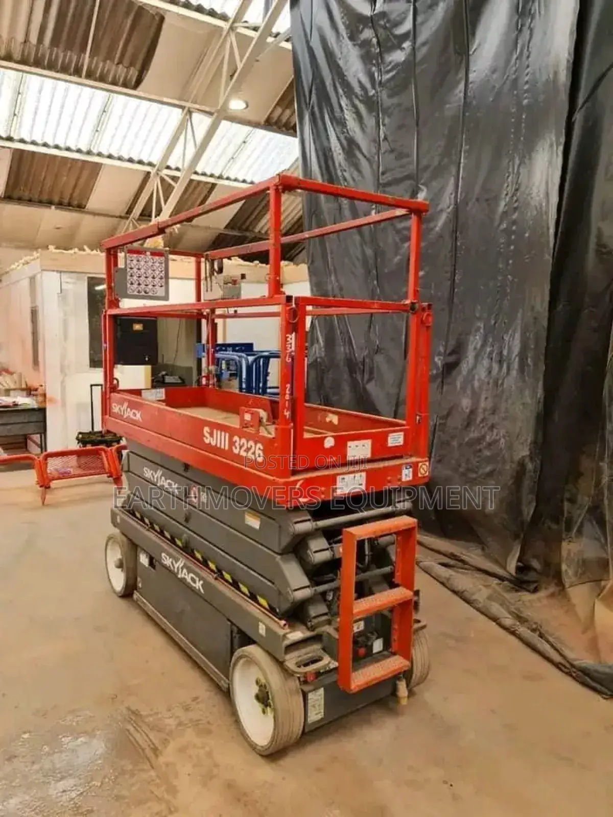 Telehandler/Cherry Picker/Scissor Lifts/Manift/Forklift Services