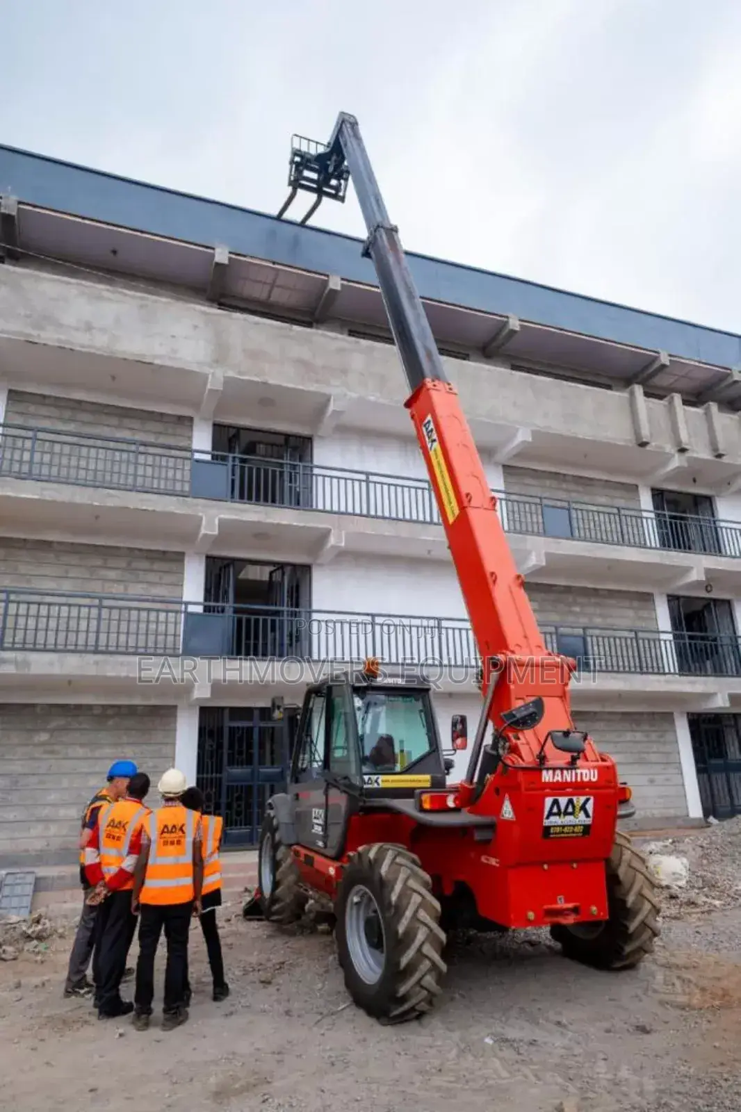 Telehandler/Cherry Picker/Scissor Lifts/Manift/Forklift Services