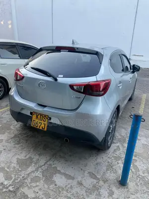 Mazda Demio 2018 Silver