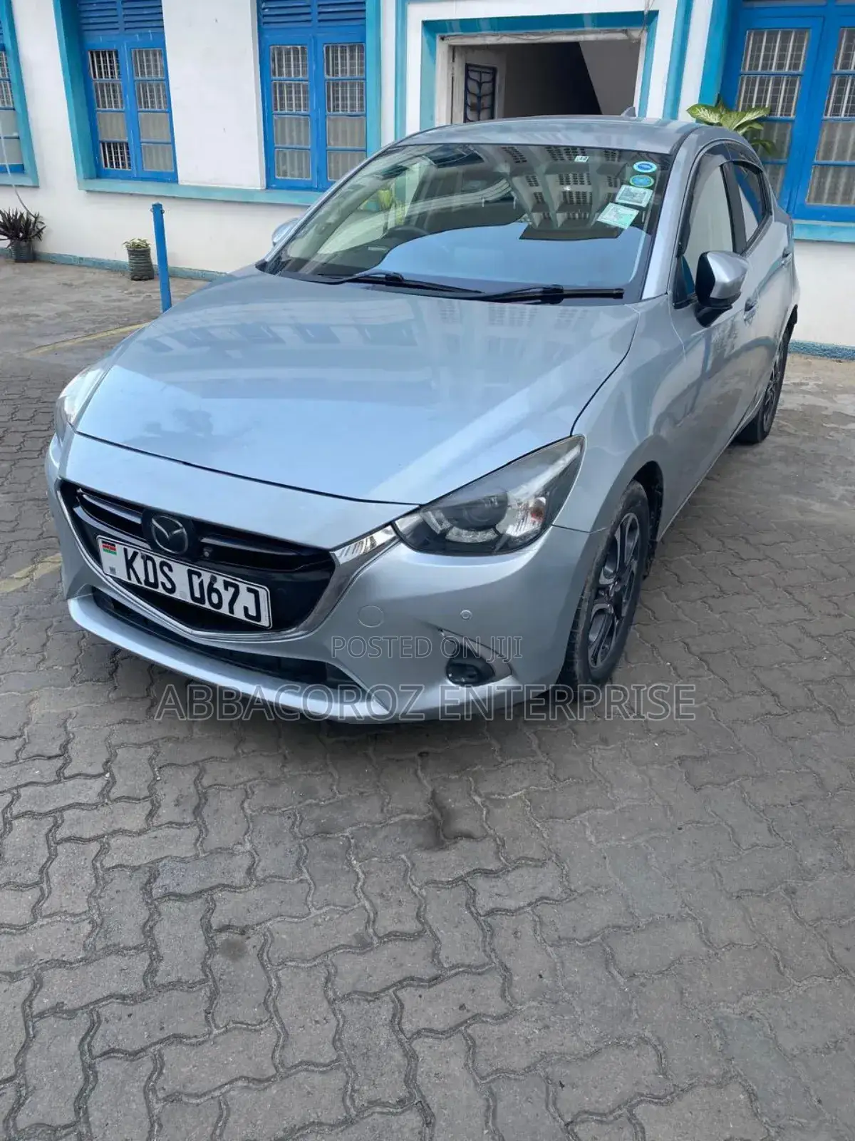Mazda Demio 2018 Silver