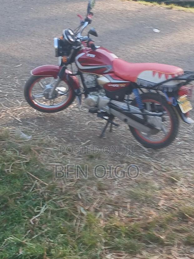 TVS HLX 125 2020 Red - thumbnail 8