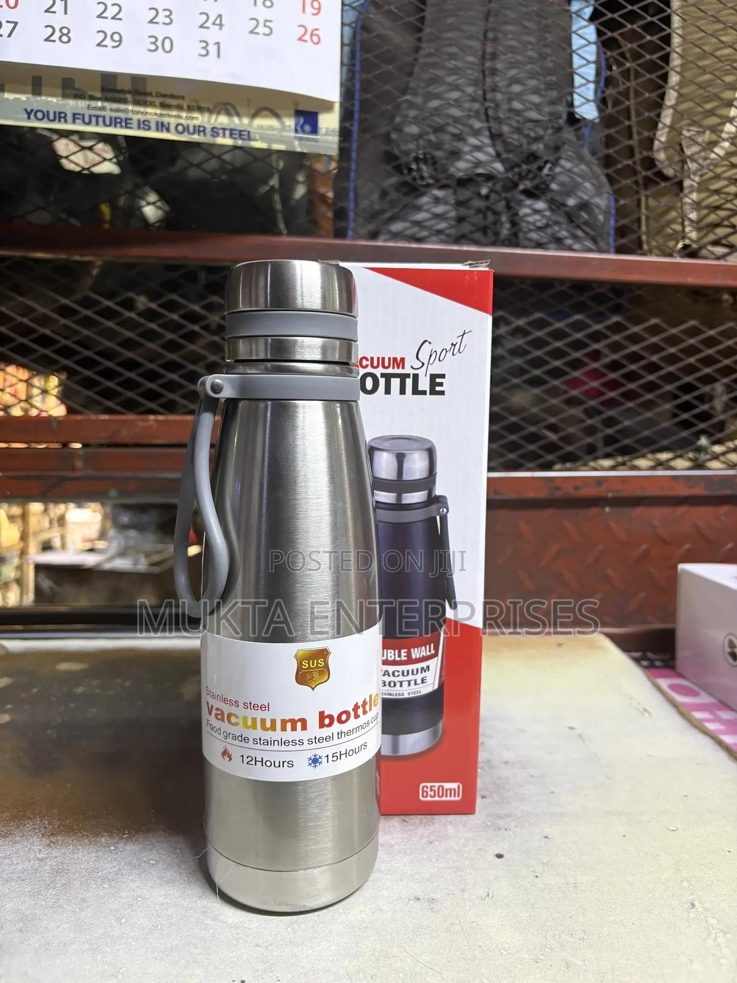 Premium Double Wall Vacuum Bottle – 650ml Stainless Steel Flask G6121