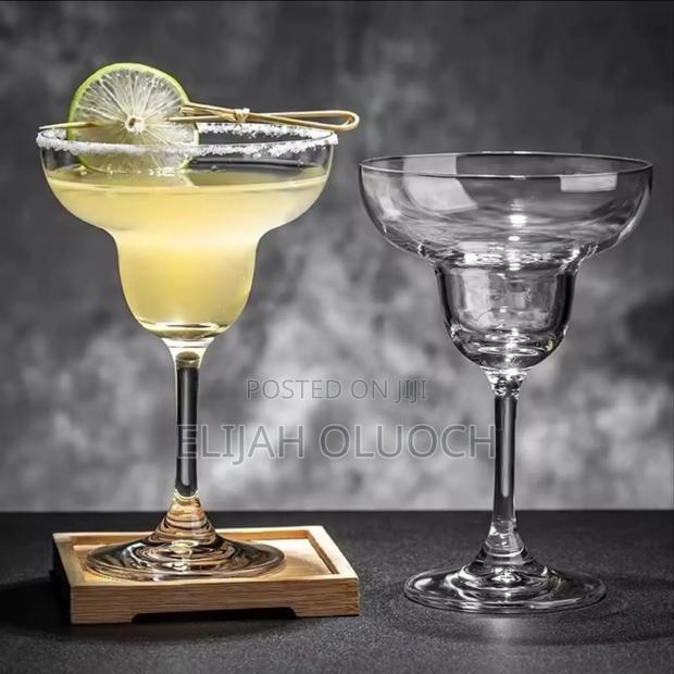 Long Thin Stem Luxurious Margarita Glass - thumbnail 2