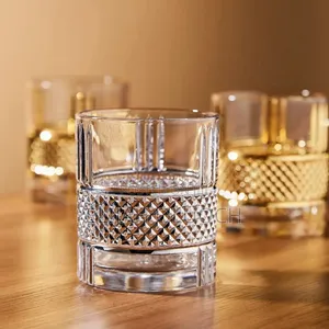 Unique Whisky Glass*
Material: Glass