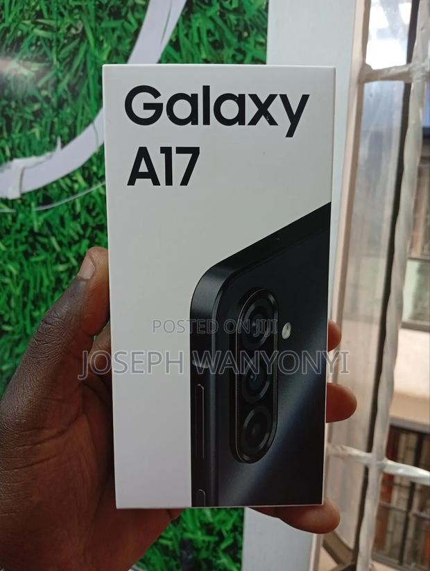 New Samsung Galaxy A17 256 GB Black - thumbnail 3