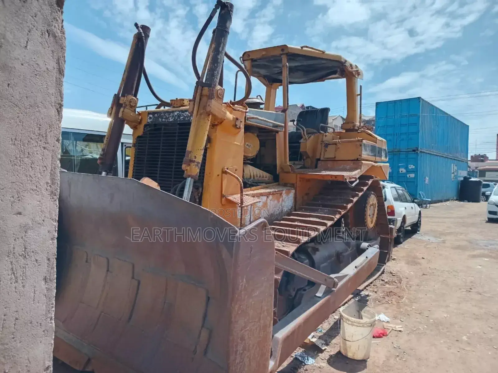 Dozer (Bulldozer)For Hire