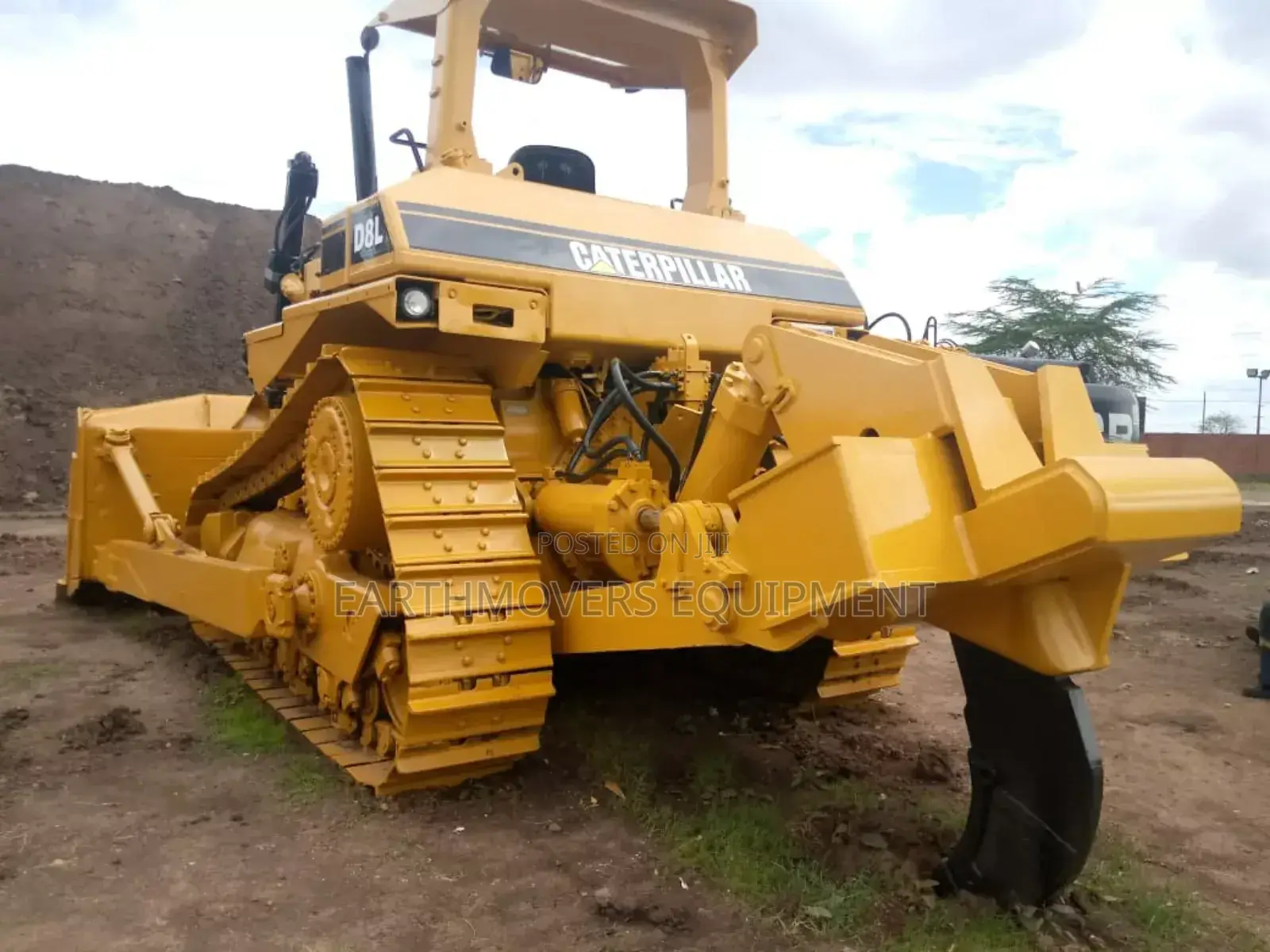 Dozer (Bulldozer)For Hire