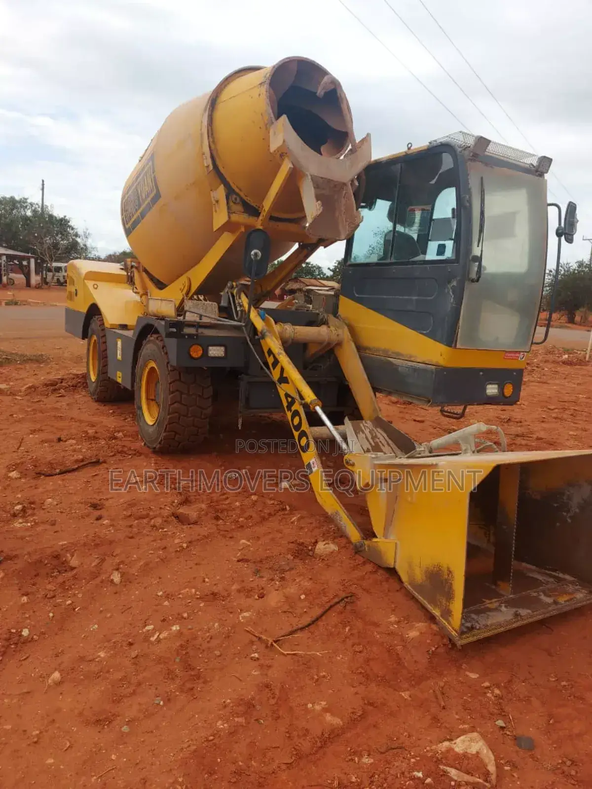 Self Loading Concrete Mixers for Hire