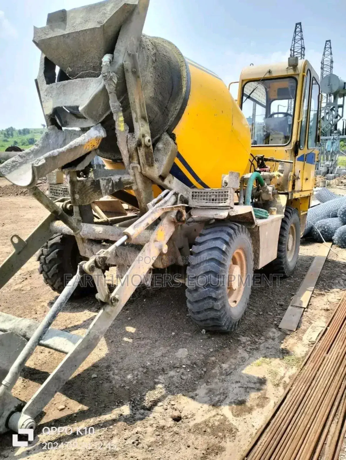 Self Loading Concrete Mixers for Hire