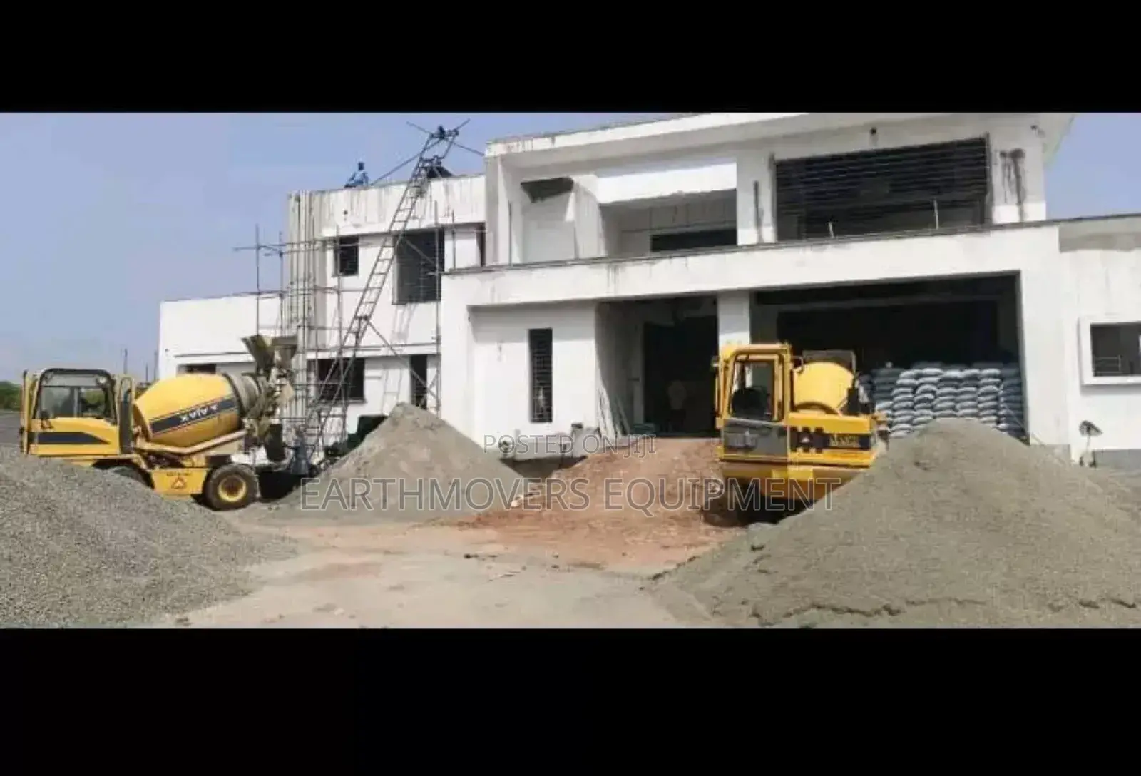 Self Loading Concrete Mixers for Hire